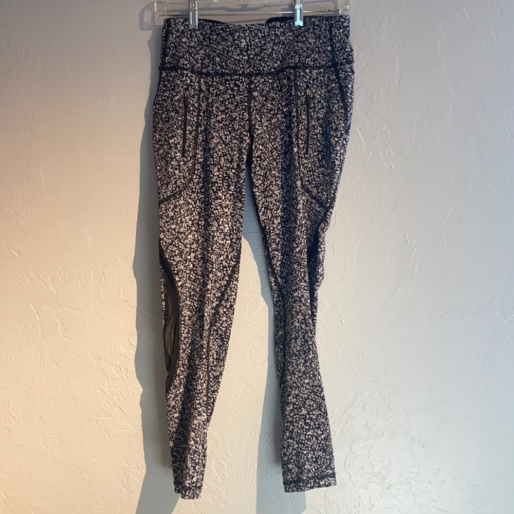 Lulu Lemon flower print leggings